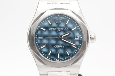 Girard Perregaux芝柏 Laureato  81010-11-431-11A 藍色面盤自動上鍊 未使用品 42mm