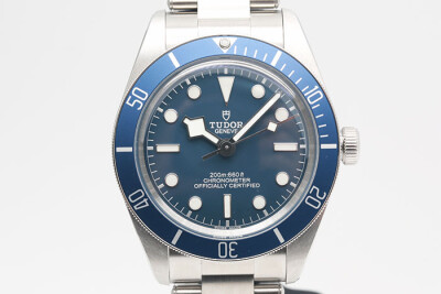 Tudor 帝舵 BLACKBAY 79030B 藍色200米潛水錶搭配復古型鍊帶 2025.07保單未使用品 39mm