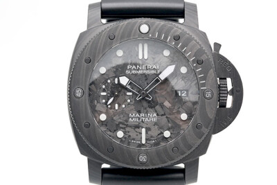 Panerai 沛納海 SUBMERSIBLE Pam979 海軍聯名錶款 鍛造碳材質錶殼及面盤 2022.01台灣保單 47mm