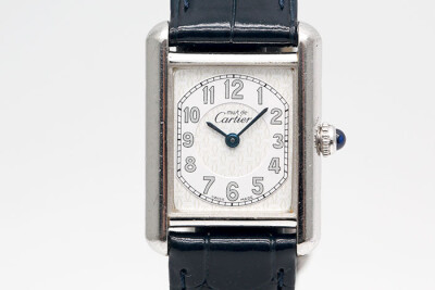 Cartier 卡地亞 Tank Louis 925銀製錶殼 白色阿拉伯數字面盤 原廠皮帶及摺疊扣 22*28mm