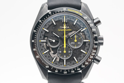 Omega 歐米茄 Speedmaster超霸阿波羅8號 31192443001001 黑色陶瓷錶殼 1869月亮浮雕紋理機芯 品像如新盒單齊全 44mm
