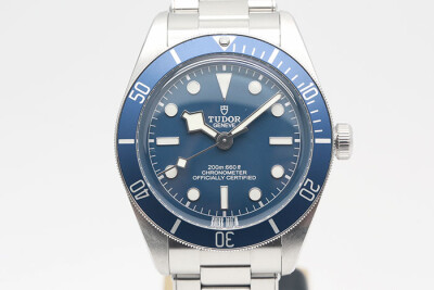 Tudor 帝舵 BLACKBAY 79030B 藍色200米潛水錶搭配復古型鍊帶 2025.04保單盒單齊全 39mm