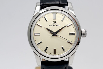 Grand Seiko 特級精工 SBGW301 象牙色面盤 9S64手動上鍊機芯 2025.08保單品像如新 37.3mm