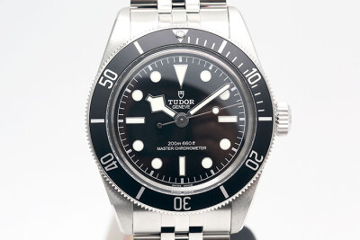Tudor 帝舵 BLACKBAY 7941A1A0NU 黑色200米潛水錶搭配五珠潛水型鍊帶 2025.04保單未使用品 41mm