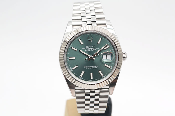 7X1B8901