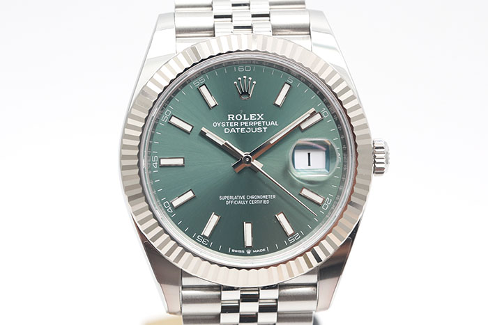 7X1B8902